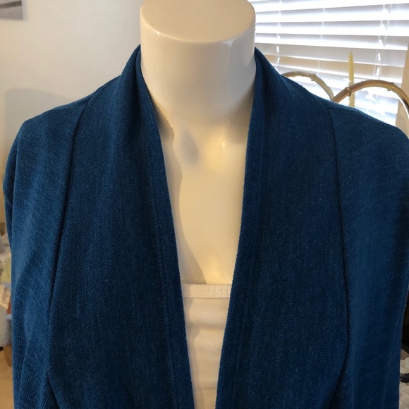 Cardigan - Picture 3 of 4